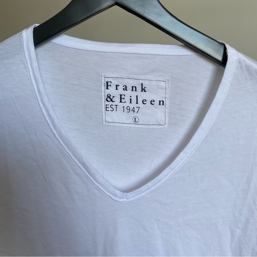 White Frank & Eileen Thin V-Neck Long Sleeve T-Shirt #3 Sz Large - Picture 2 of 7